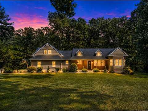 The Jarboe Group House Tour of 47 E Baylies Charlton
